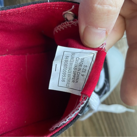 One Direction 1D low Cut Shoes With Signatures Size 9 - Picture 3 of 6